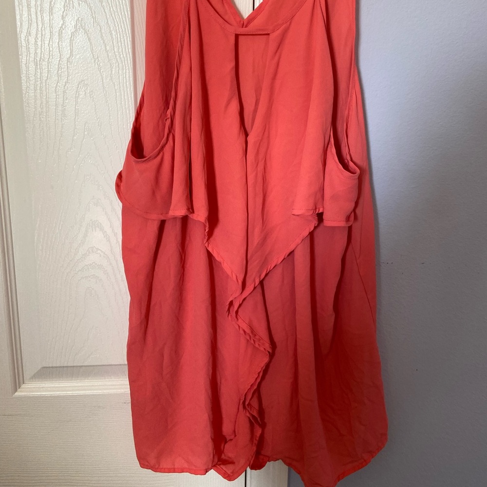 Spaghetti strap or Lange ruffle top